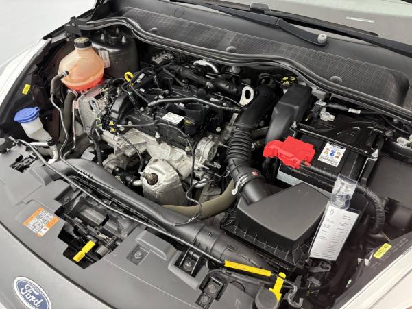 Vente en ligne Ford Fiesta  1.1 85 ch BVM5 au prix de 10 990 €