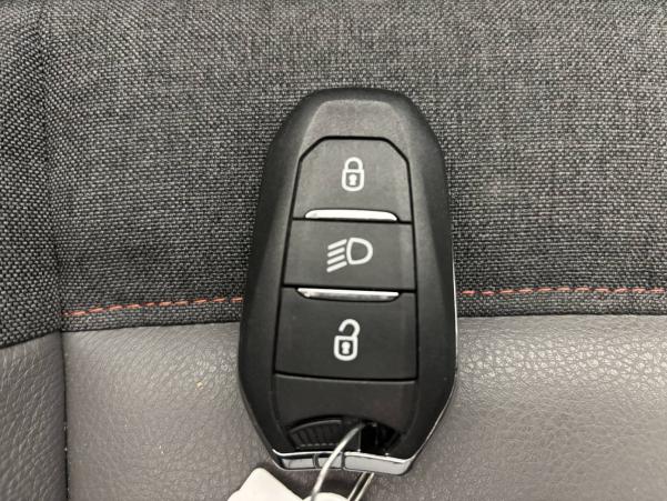 Vente en ligne Citroën C5 Aircross  BlueHDi 130 S&S EAT8 au prix de 21 990 €