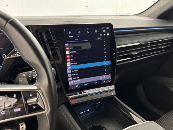 Vente en ligne Renault Austral  E-Tech hybrid 200 au prix de 30 990 €