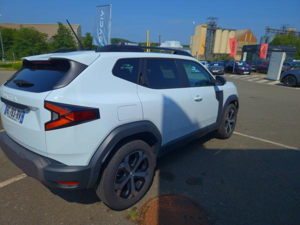Vente en ligne Dacia Duster  Hybrid 140 4x2 au prix de 27 390 €