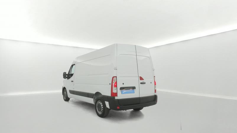 Vente en ligne Renault Master Fourgon MASTER FGN TRAC F3500 L2H2 DCI 135 au prix de 21 120 €