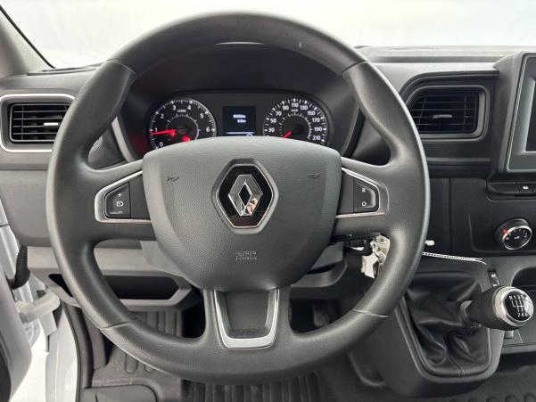 Vente en ligne Renault Master Fourgon MASTER FGN TRAC F3500 L2H2 DCI 135 au prix de 21 120 €