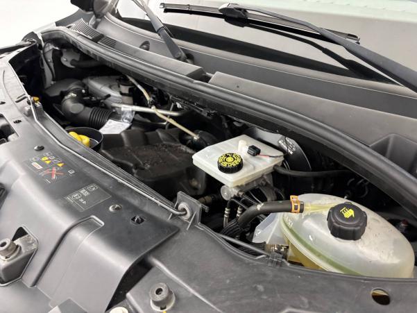 Vente en ligne Renault Master Fourgon MASTER FGN TRAC F3500 L2H2 DCI 135 au prix de 21 120 €