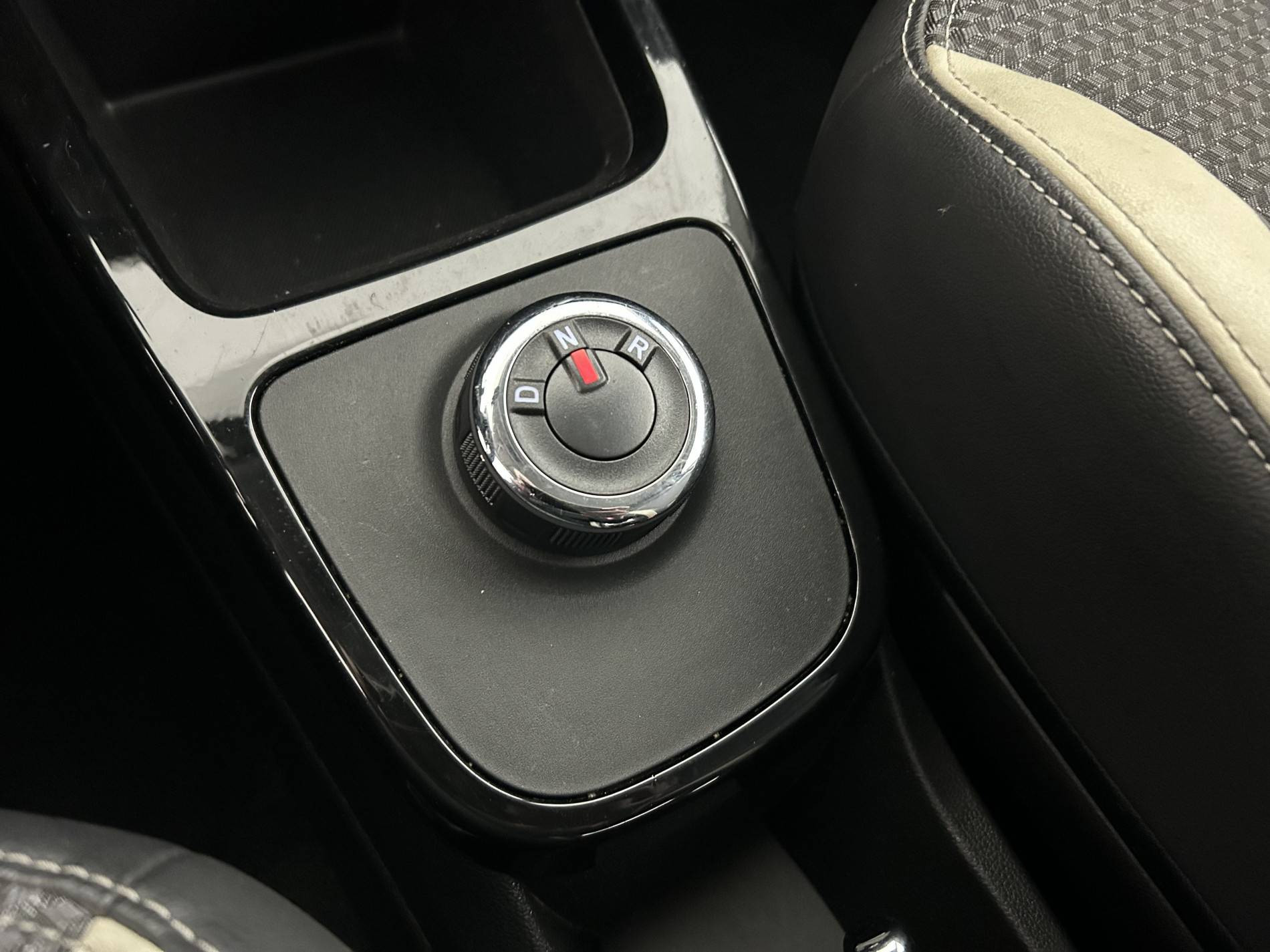 Vente en ligne Dacia Spring Spring au prix de 9 990 €