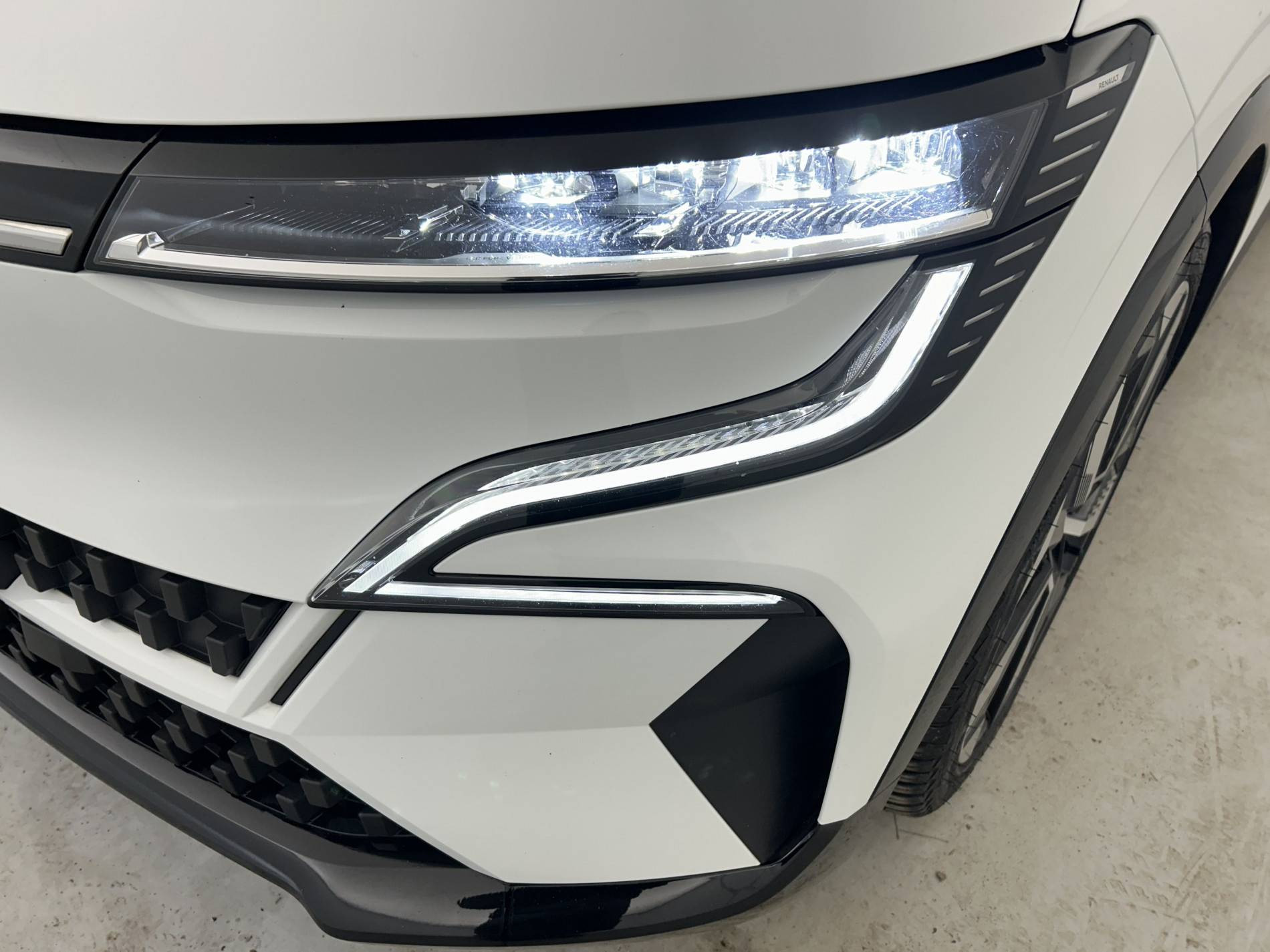 Vente en ligne Renault Megane E-Tech  EV60 220 ch optimum charge au prix de 22 990 €