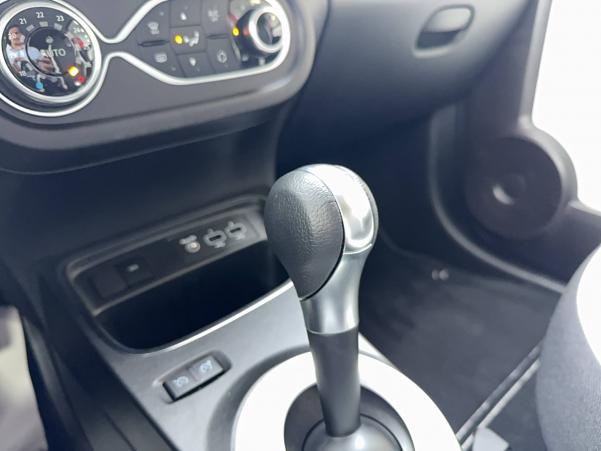 Vente en ligne Renault Twingo Electrique Twingo III E-Tech au prix de 13 990 €