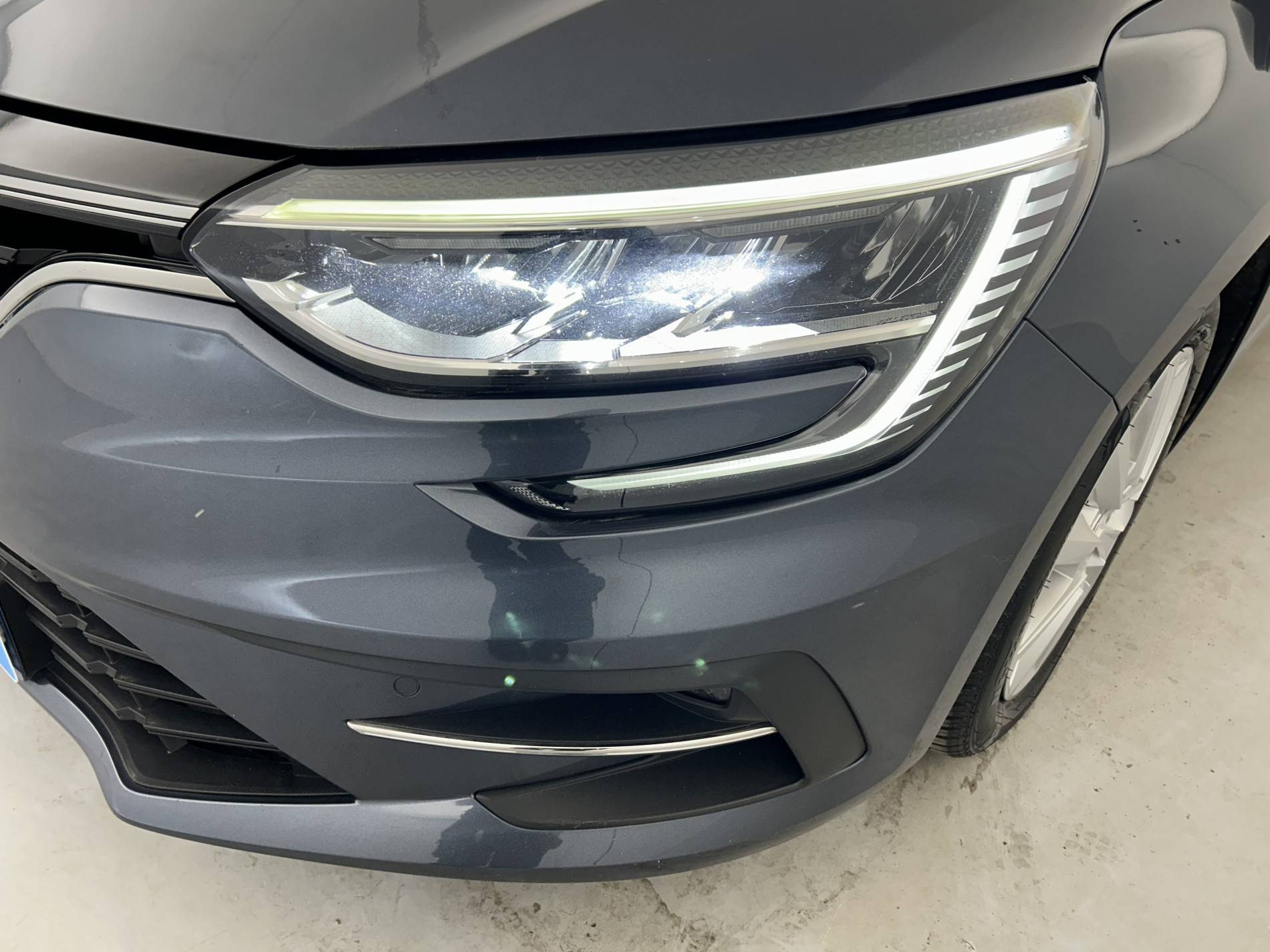 Vente en ligne Renault Megane 4 Mégane IV Berline Blue dCi 115 - 21N au prix de 17 990 €