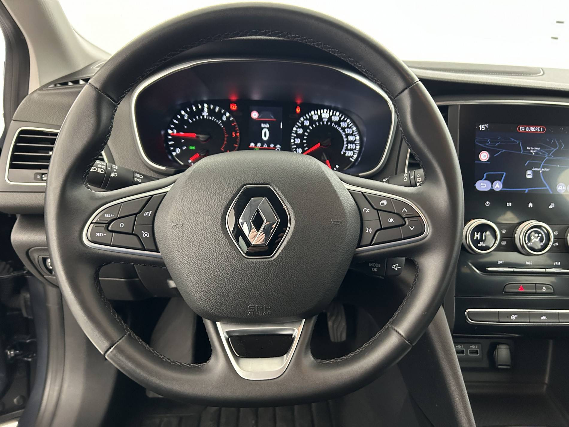 Vente en ligne Renault Megane 4 Mégane IV Berline Blue dCi 115 - 21N au prix de 17 990 €