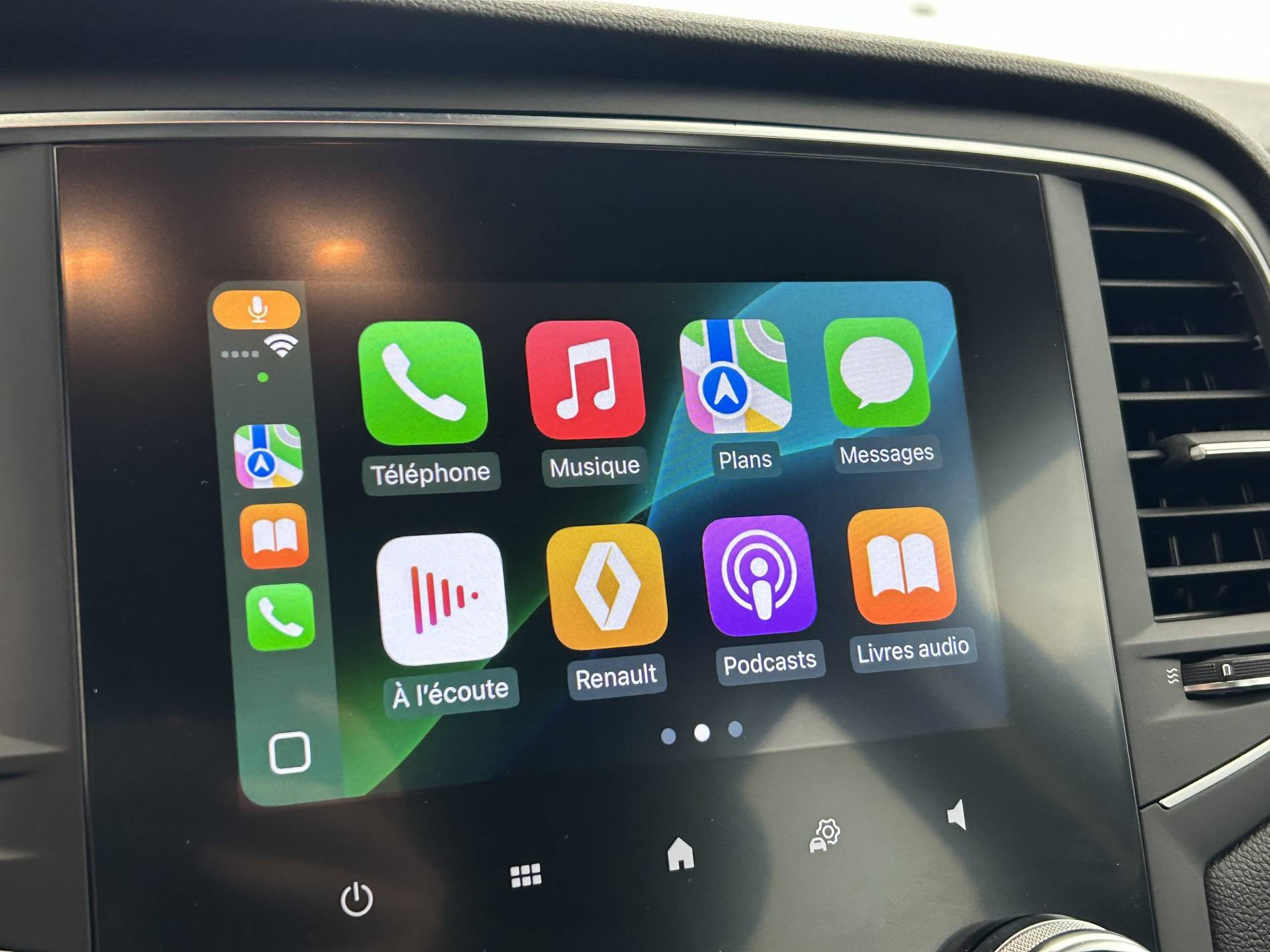 Vente en ligne Renault Megane 4 Mégane IV Berline Blue dCi 115 - 21N au prix de 17 990 €