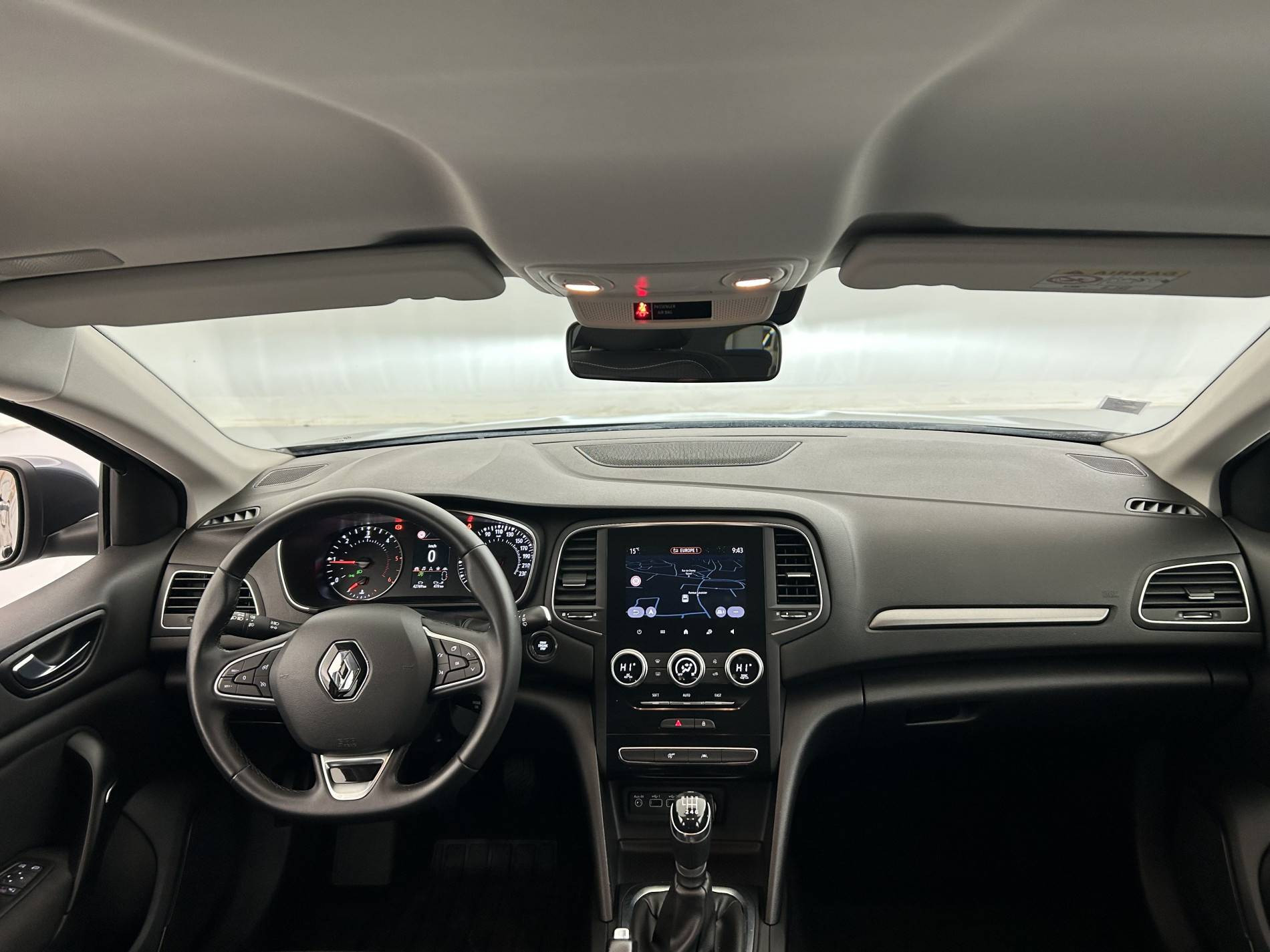 Vente en ligne Renault Megane 4 Mégane IV Berline Blue dCi 115 - 21N au prix de 17 990 €