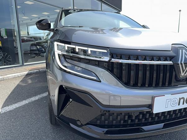 Vente en ligne Renault Espace Espace E-Tech hybrid 200 au prix de 42 990 €