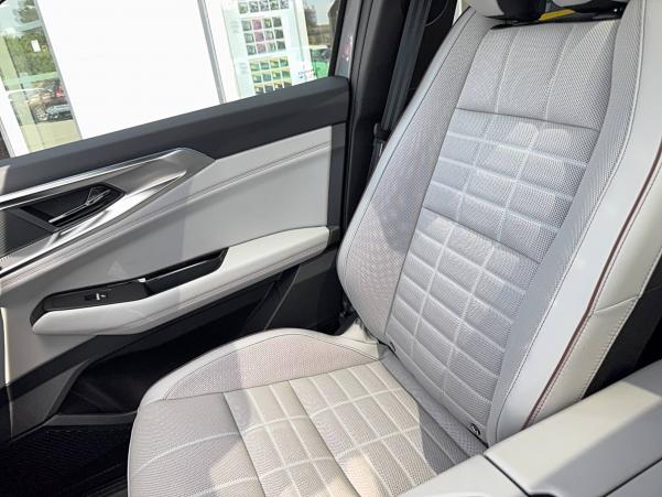 Vente en ligne Renault Espace Espace E-Tech hybrid 200 au prix de 42 990 €
