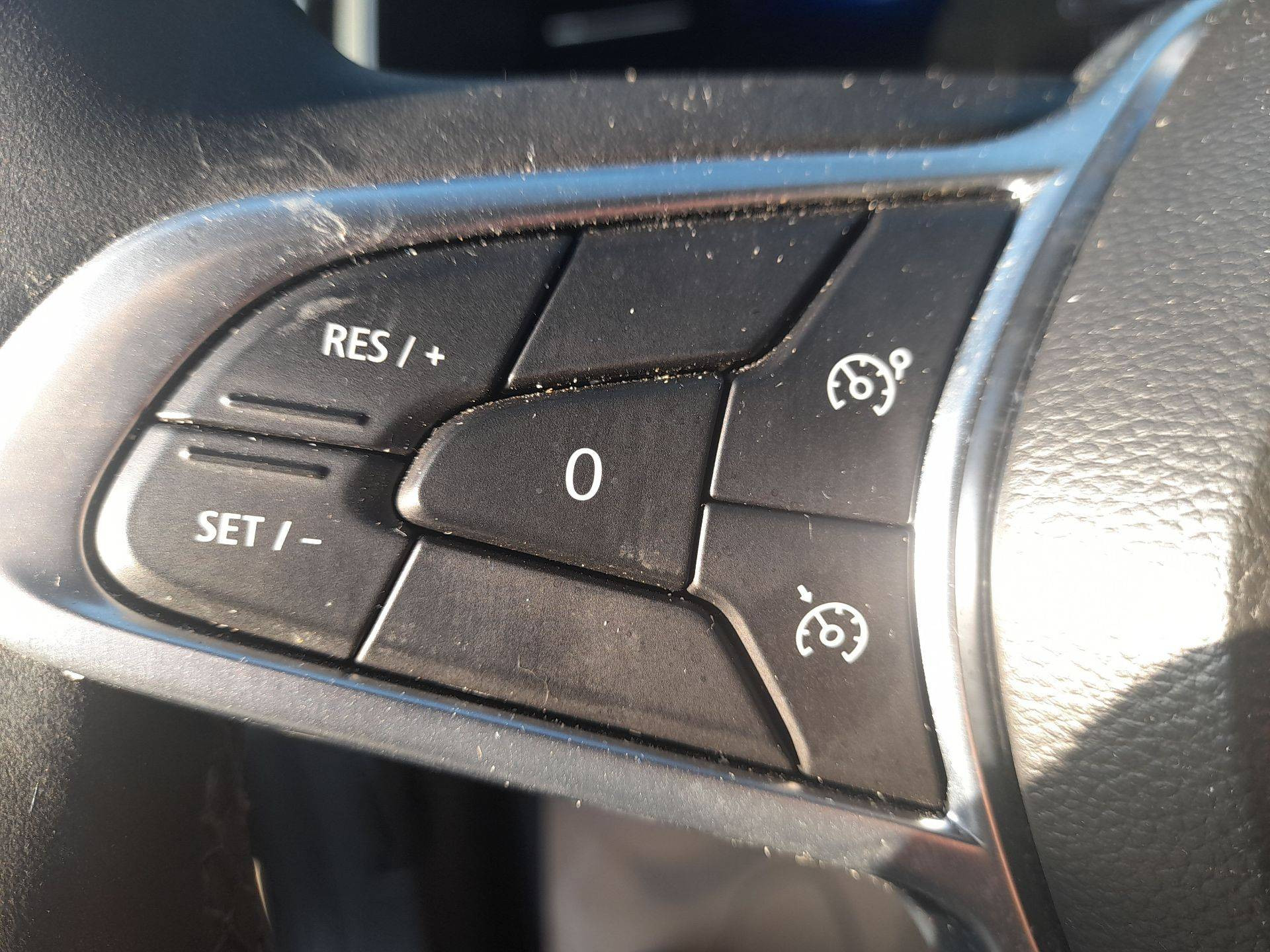 Vente en ligne Renault Clio 5 Clio TCe 90 au prix de 14 990 €