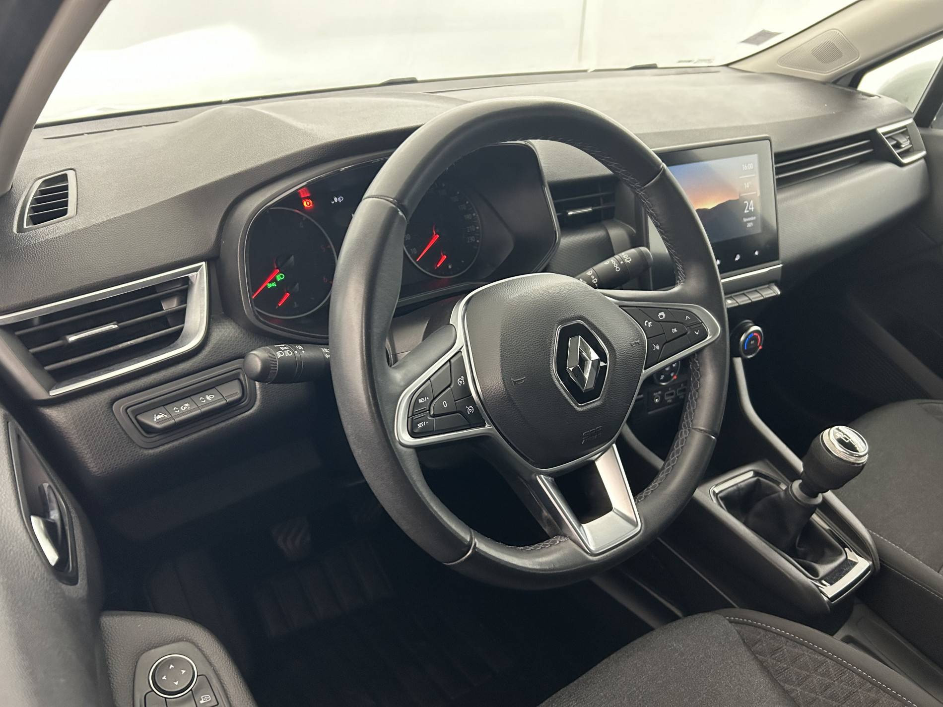 Vente en ligne Renault Clio 5 Clio Blue dCi 100 - 21N au prix de 13 490 €