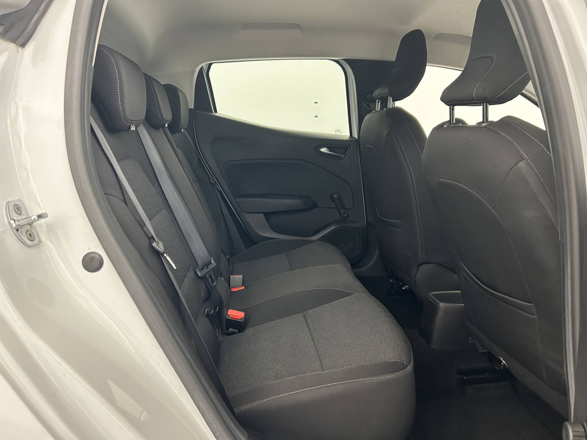 Vente en ligne Renault Clio 5 Clio Blue dCi 100 - 21N au prix de 13 490 €