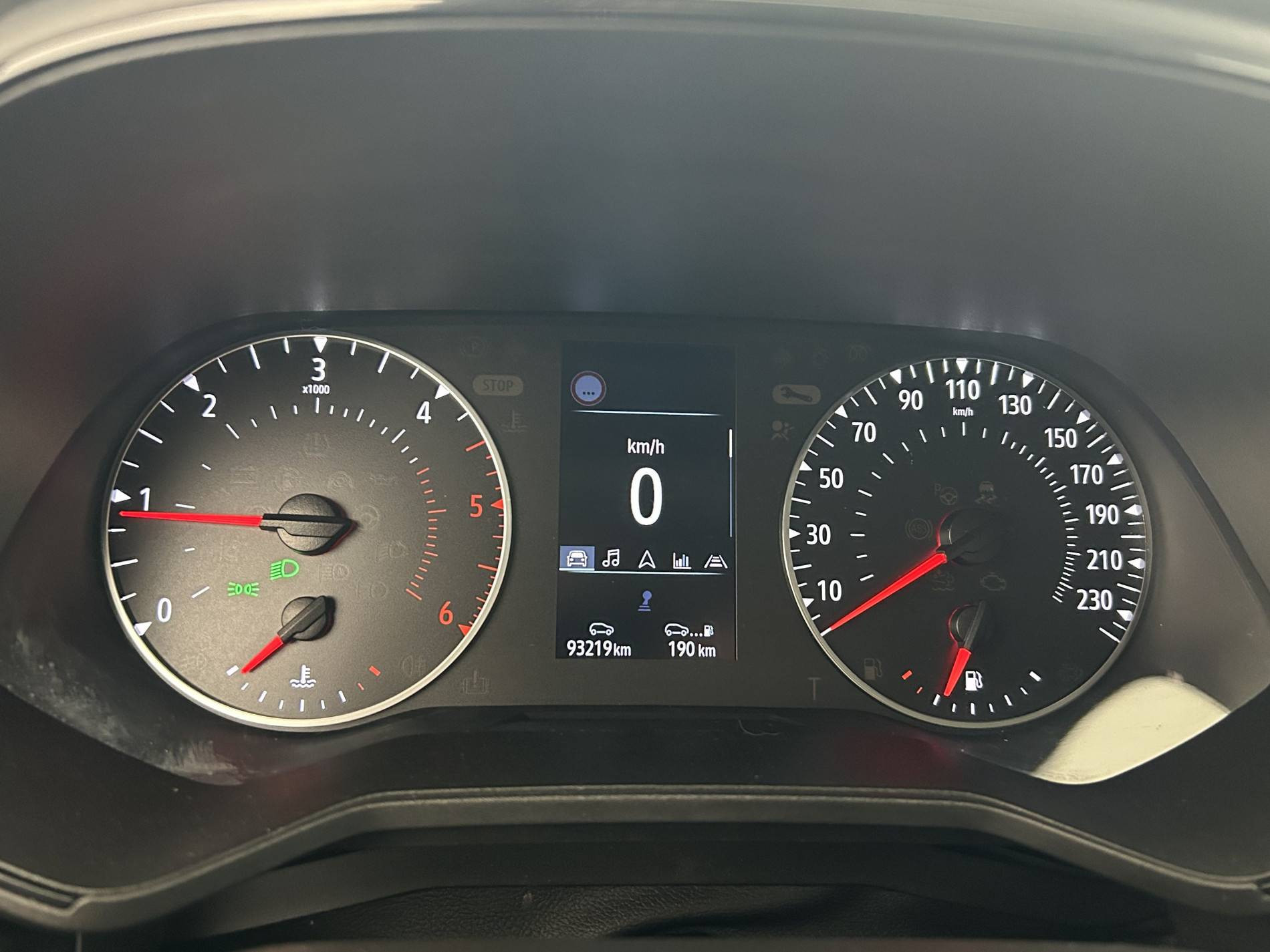 Vente en ligne Renault Clio 5 Clio Blue dCi 100 - 21N au prix de 13 490 €