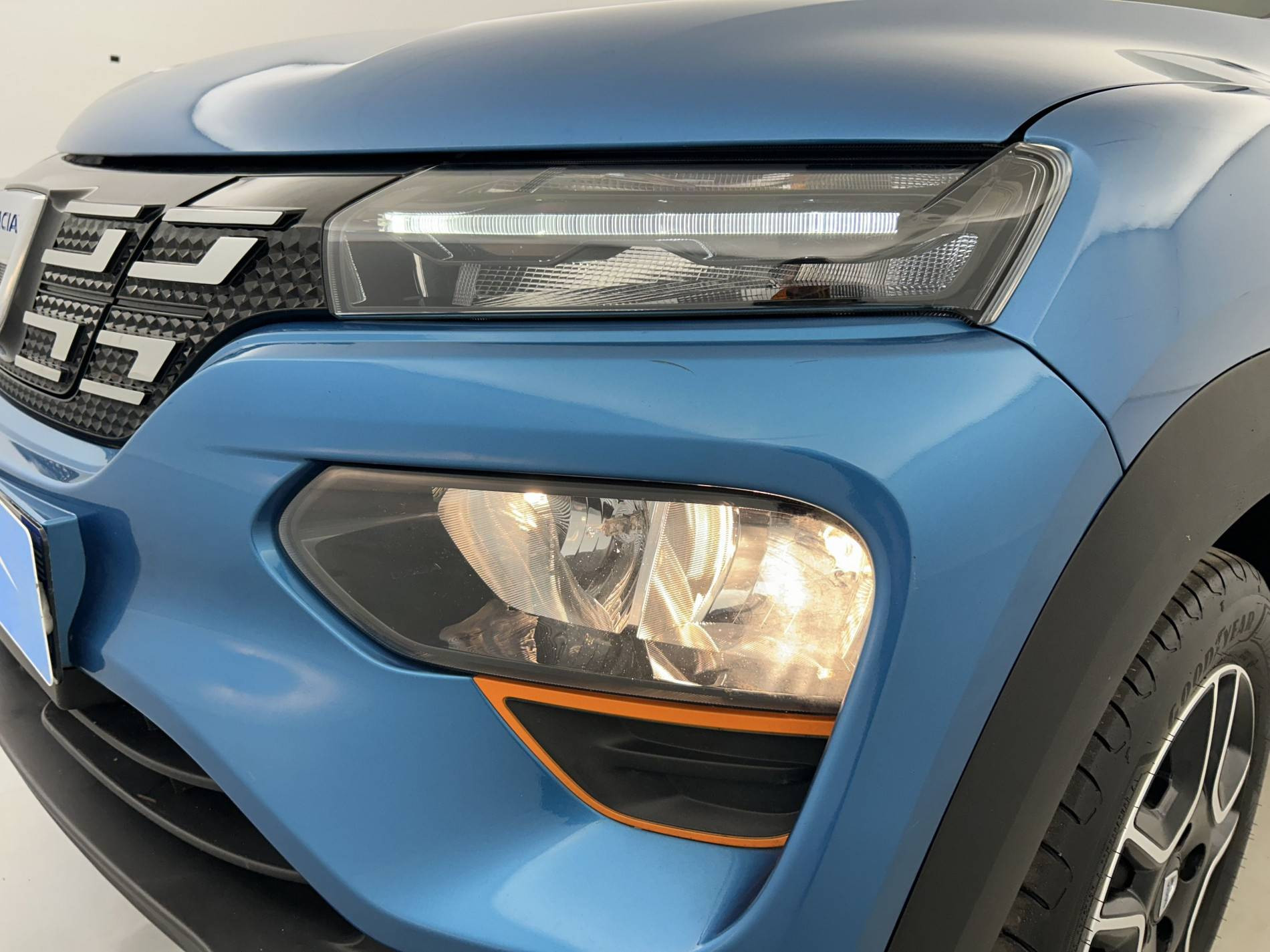 Vente en ligne Dacia Spring  Achat Intégral au prix de 9 990 €