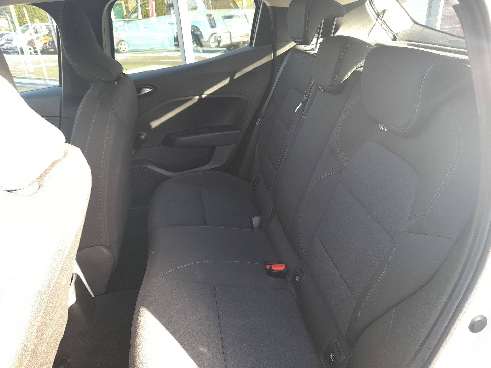 Vente en ligne Renault Clio 5 Clio TCe 90 au prix de 15 490 €