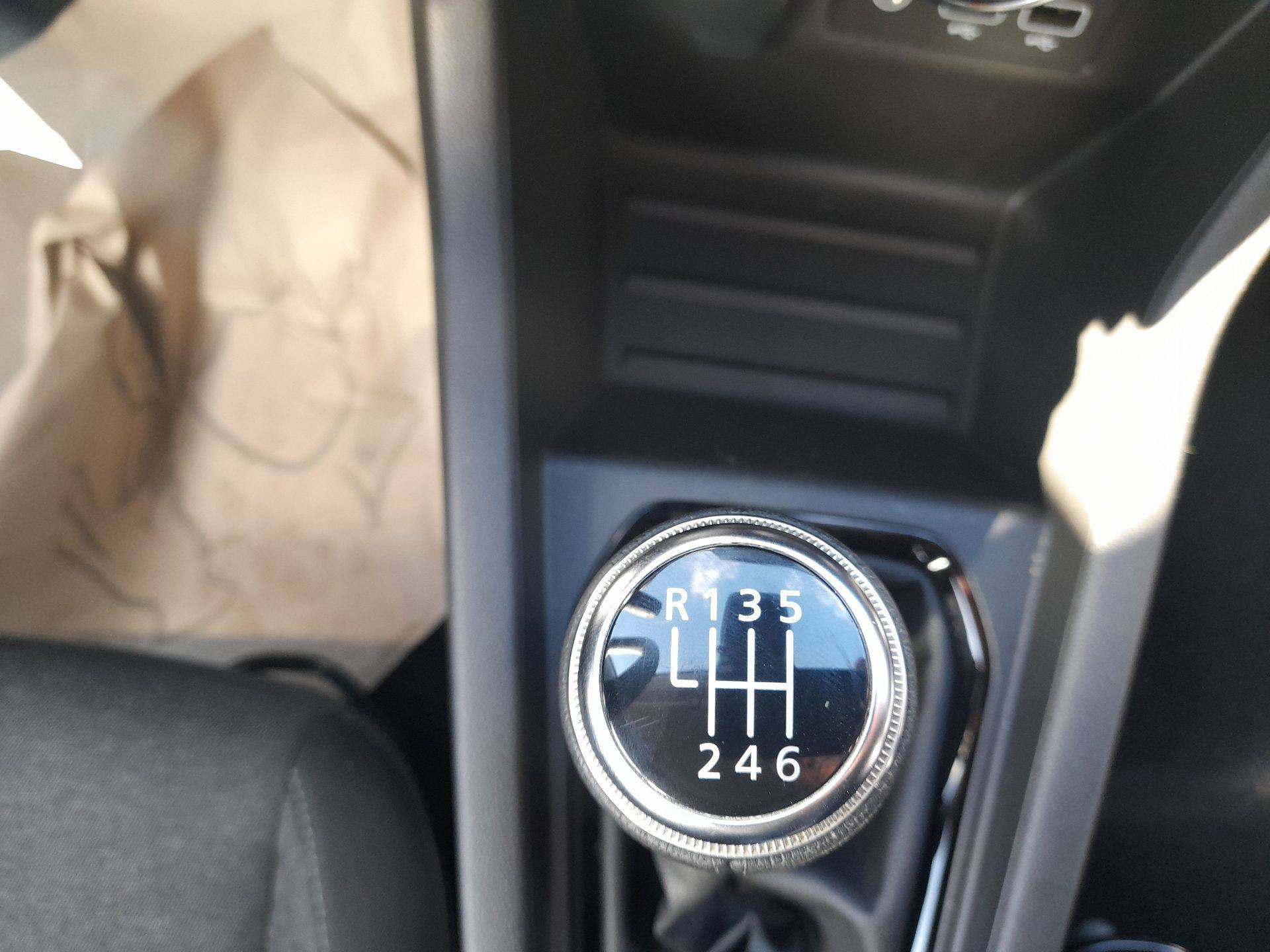 Vente en ligne Renault Clio 5 Clio TCe 90 au prix de 15 490 €