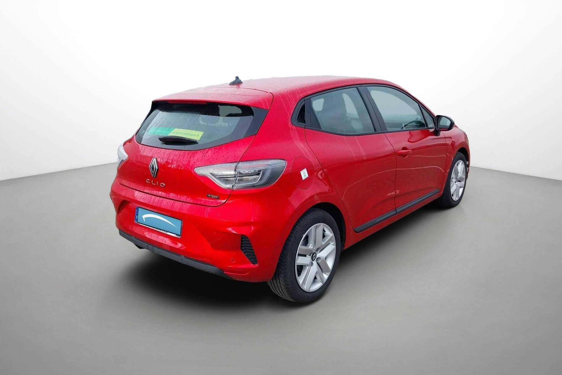 Vente en ligne Renault Clio 5 Clio E-Tech full hybrid 145 ch GSR2 au prix de 19 990 €