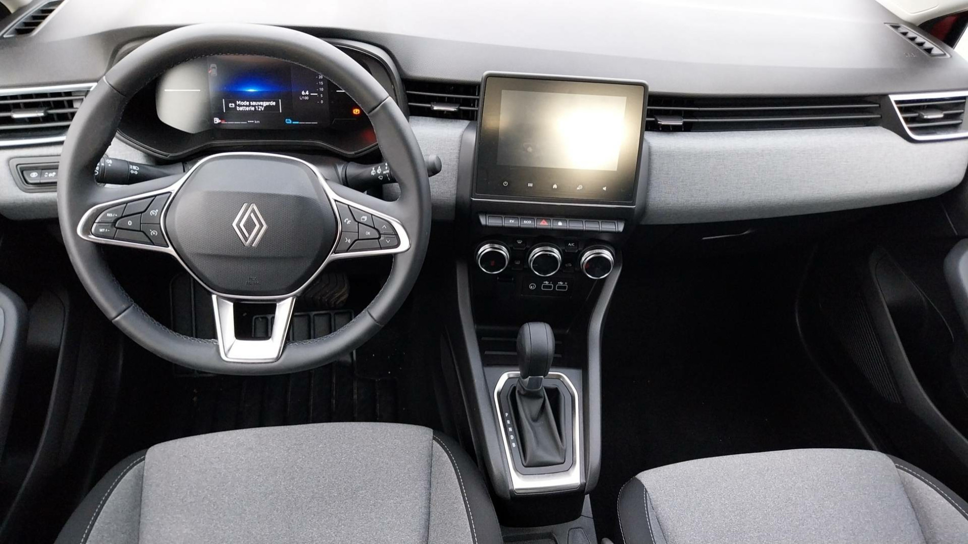 Vente en ligne Renault Clio 5 Clio E-Tech full hybrid 145 ch GSR2 au prix de 19 990 €