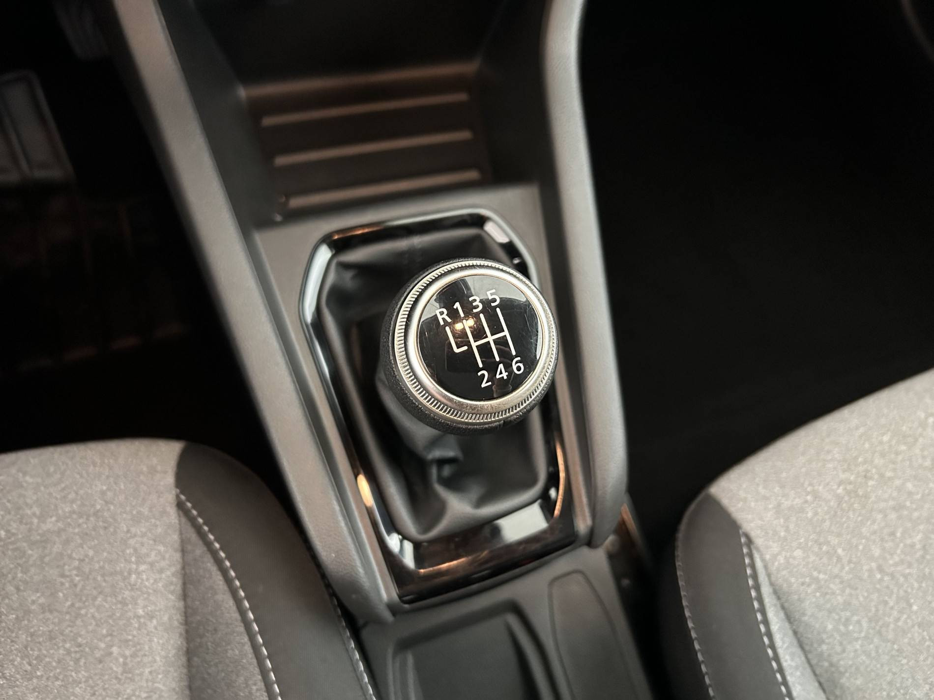 Vente en ligne Renault Clio 5 Clio TCe 90 au prix de 15 490 €