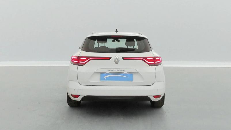 Vente en ligne Renault Megane 4 Estate  Blue dCi 115 EDC au prix de 16 990 €