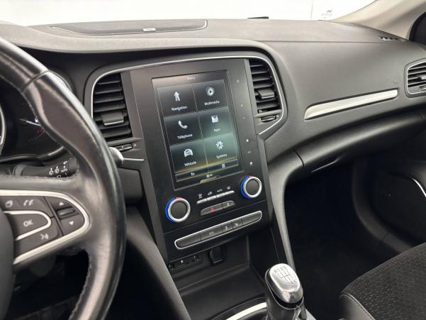 Vente en ligne Renault Megane 4 Mégane IV Berline TCe 130 Energy au prix de 14 490 €