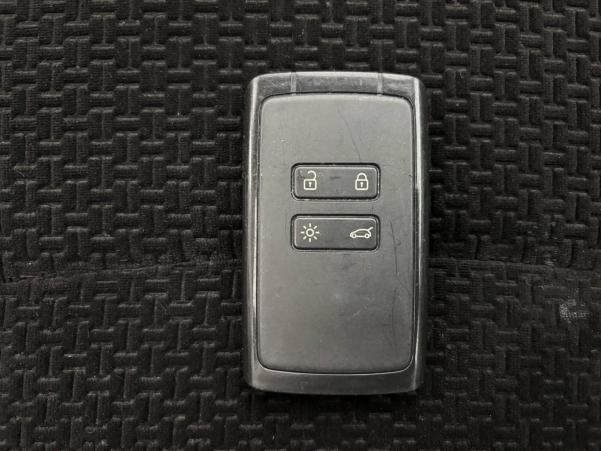Vente en ligne Renault Megane 4 Mégane IV Berline TCe 130 Energy au prix de 14 490 €