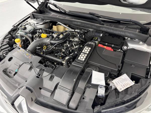 Vente en ligne Renault Megane 4 Mégane IV Berline TCe 130 Energy au prix de 14 490 €