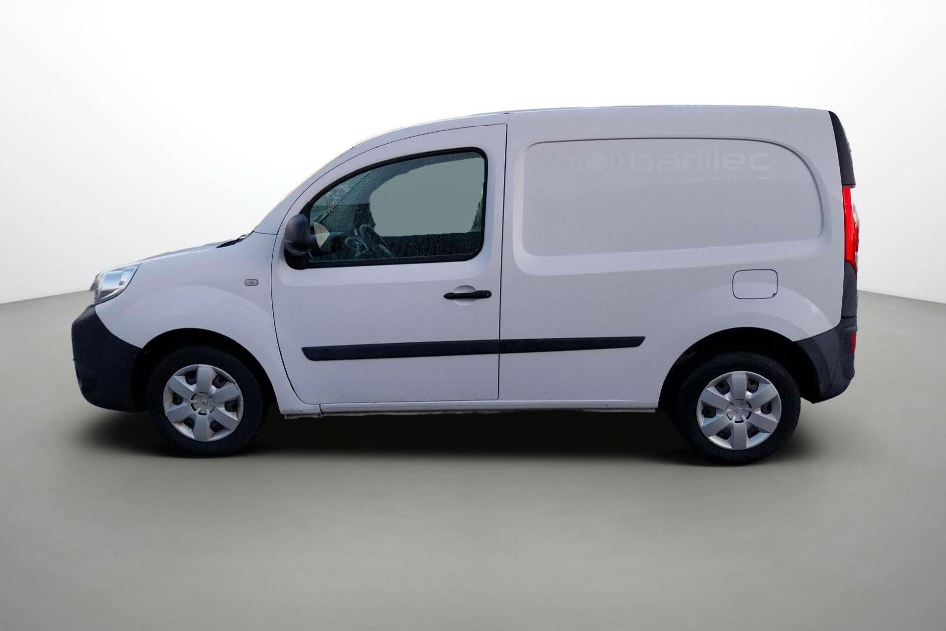 Vente en ligne Renault Kangoo Express  BLUE DCI 95 au prix de 12 990 €