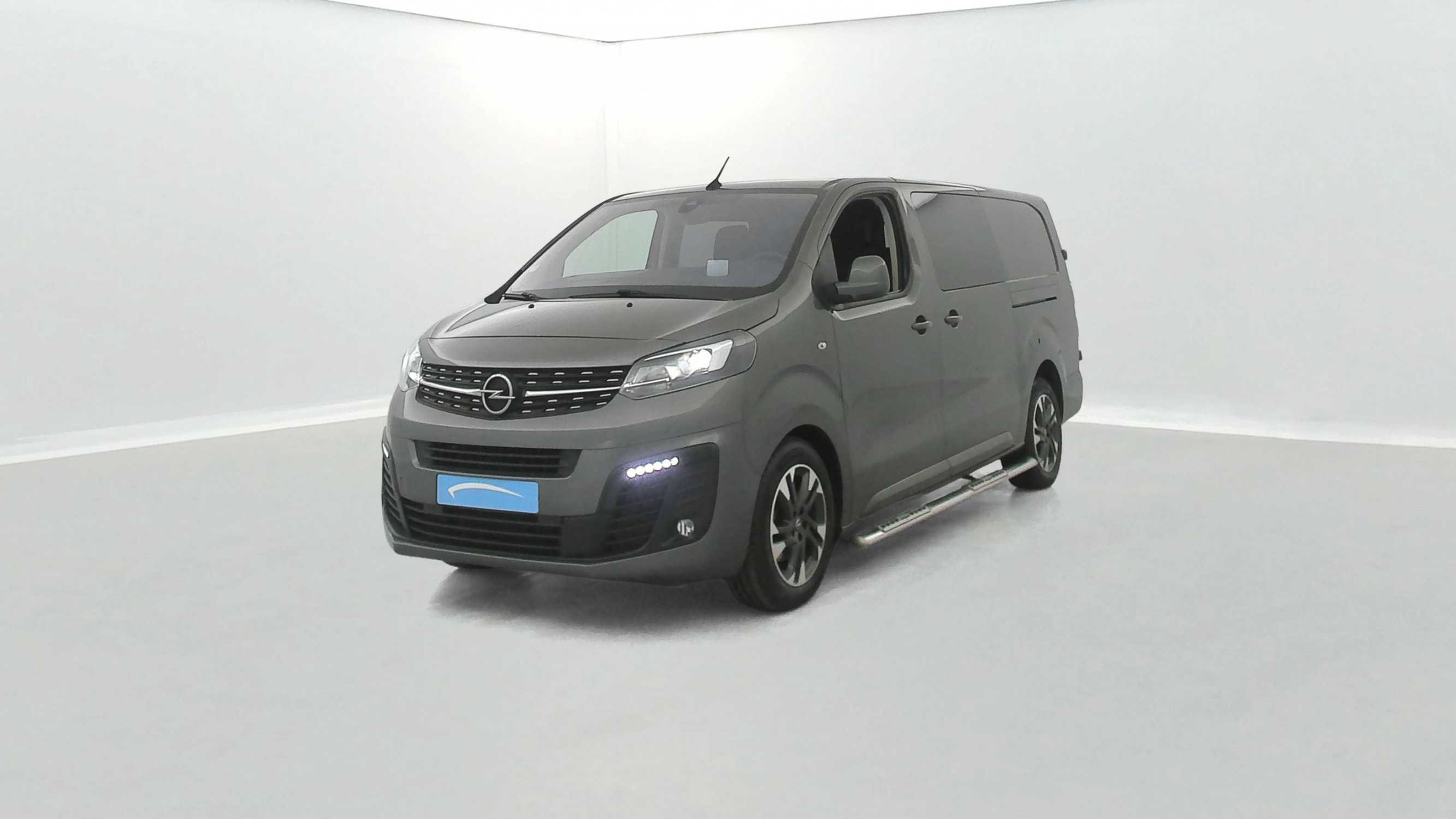 Opel Vivaro VIVARO CA FIXE L3 2.0 DIESEL 180 CH PTAC AUGMENTE BVA8 occasion de 2019 en vente à Pontivy