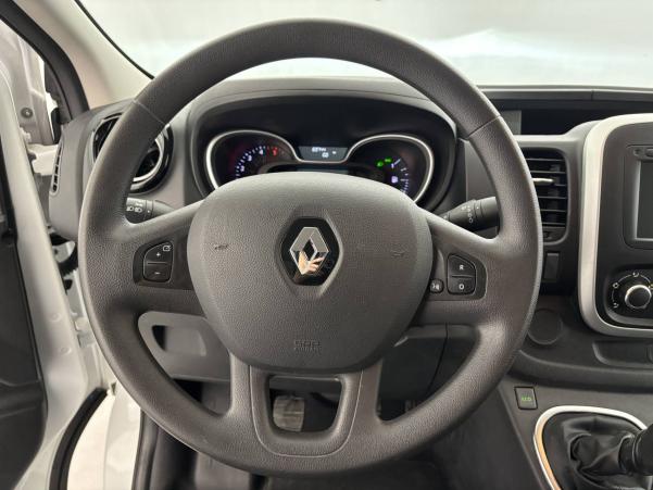 Vente en ligne Renault Trafic 3 Fourgon TRAFIC FGN L1H1 1000 KG DCI 120 au prix de 20 990 €