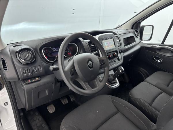 Vente en ligne Renault Trafic 3 Fourgon TRAFIC FGN L2H1 1300 KG DCI 120 au prix de 16 990 €