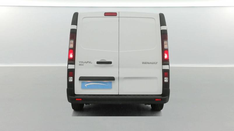 Vente en ligne Renault Trafic 3 Fourgon TRAFIC FGN L2H1 1300 KG DCI 120 au prix de 16 990 €