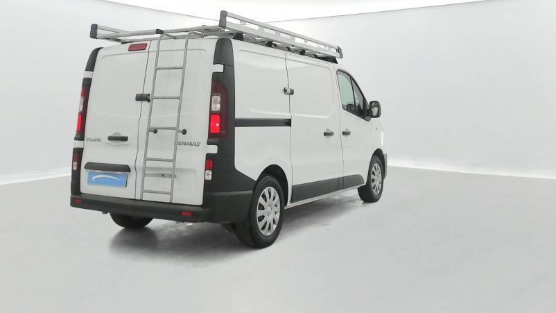 Vente en ligne Renault Trafic 3 Fourgon TRAFIC FGN L1H1 1000 KG DCI 120 au prix de 20 990 €