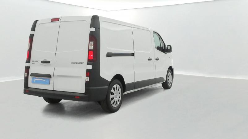 Vente en ligne Renault Trafic 3 Fourgon TRAFIC FGN L2H1 1300 KG DCI 120 au prix de 16 990 €