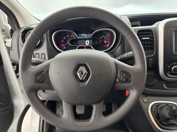 Vente en ligne Renault Trafic 3 Fourgon TRAFIC FGN L2H1 1300 KG DCI 120 au prix de 16 990 €