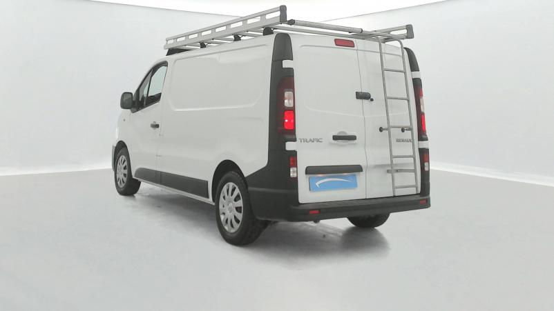 Vente en ligne Renault Trafic 3 Fourgon TRAFIC FGN L1H1 1000 KG DCI 120 au prix de 20 990 €