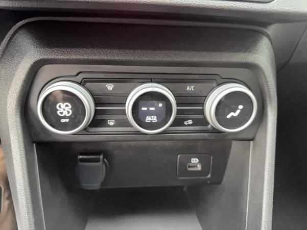Vente en ligne Dacia Sandero  ECO-G 100 au prix de 17 490 €