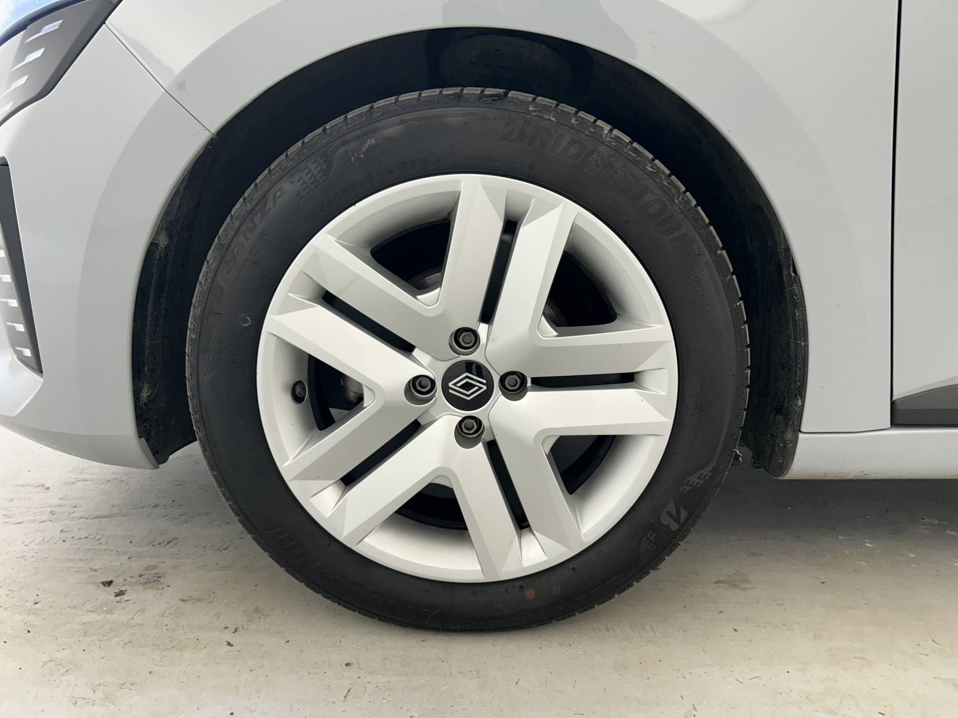 Vente en ligne Renault Clio 5 Clio TCe 90 au prix de 15 490 €