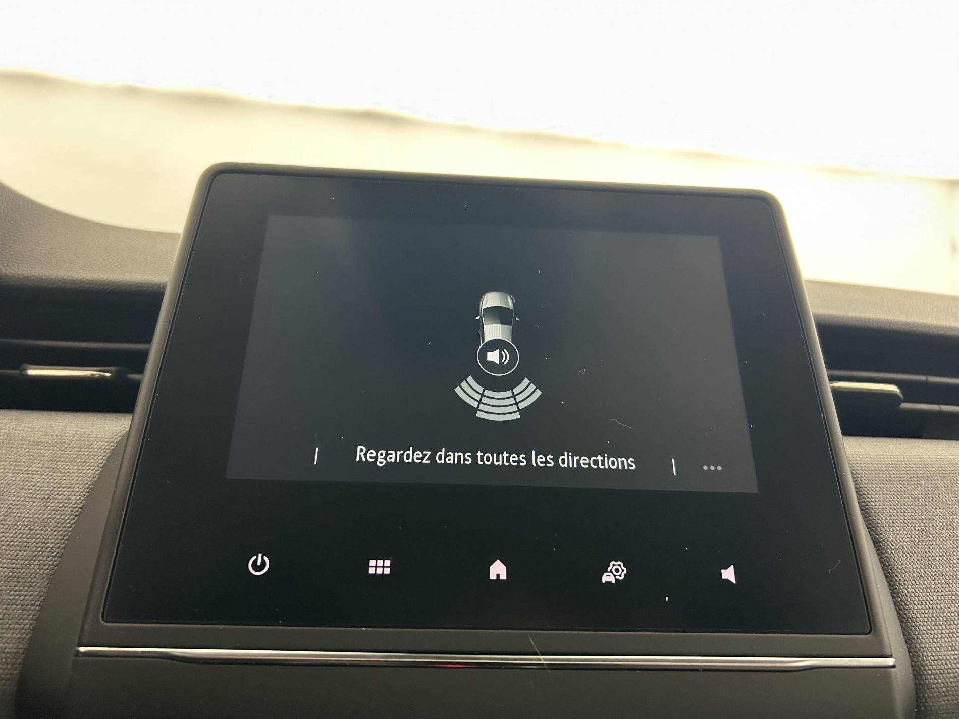 Vente en ligne Renault Clio 5 Clio TCe 90 au prix de 15 490 €