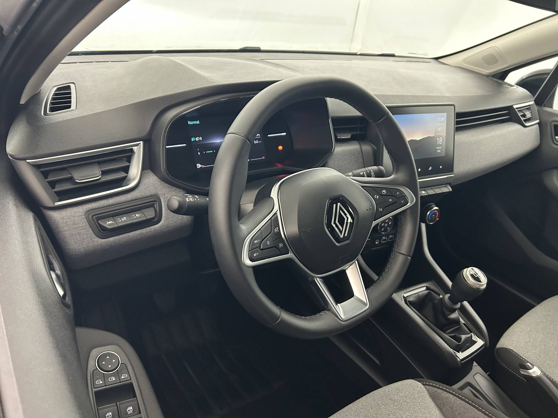 Vente en ligne Renault Clio 5 Clio TCe 90 au prix de 15 490 €