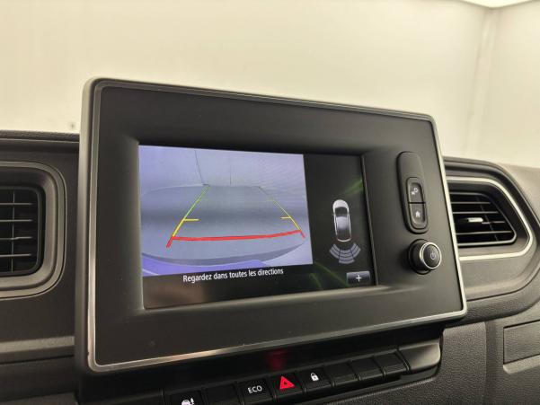 Vente en ligne Renault Master Fourgon MASTER FGN TRAC F3500 L2H2 DCI 135 au prix de 21 120 €