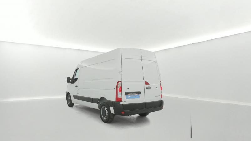 Vente en ligne Renault Master Fourgon MASTER FGN TRAC F3500 L2H2 DCI 135 au prix de 21 120 €