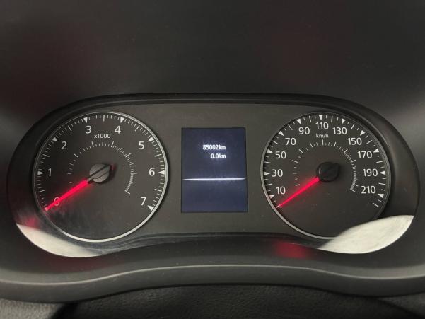 Vente en ligne Renault Master Fourgon MASTER FGN TRAC F3500 L2H2 DCI 135 au prix de 21 120 €