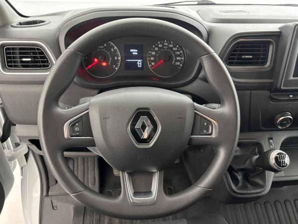 Vente en ligne Renault Master Fourgon MASTER FGN TRAC F3500 L2H2 DCI 135 au prix de 21 120 €