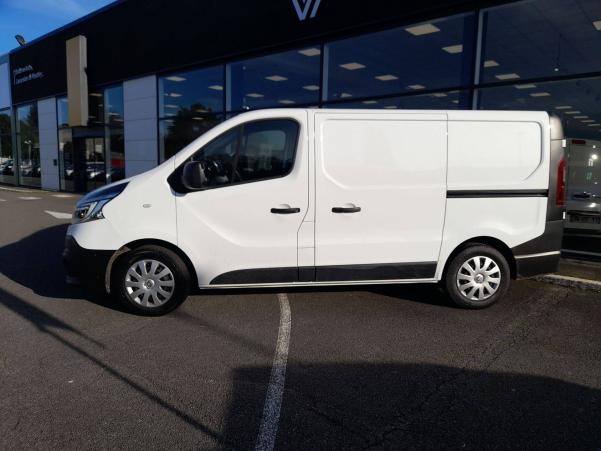 Vente en ligne Renault Trafic 3 Fourgon TRAFIC FGN L1H1 1000 KG DCI 120 au prix de 15 990 €