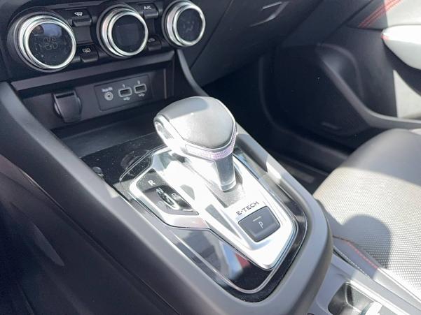 Vente en ligne Renault Arkana  E-Tech 145 au prix de 22 990 €