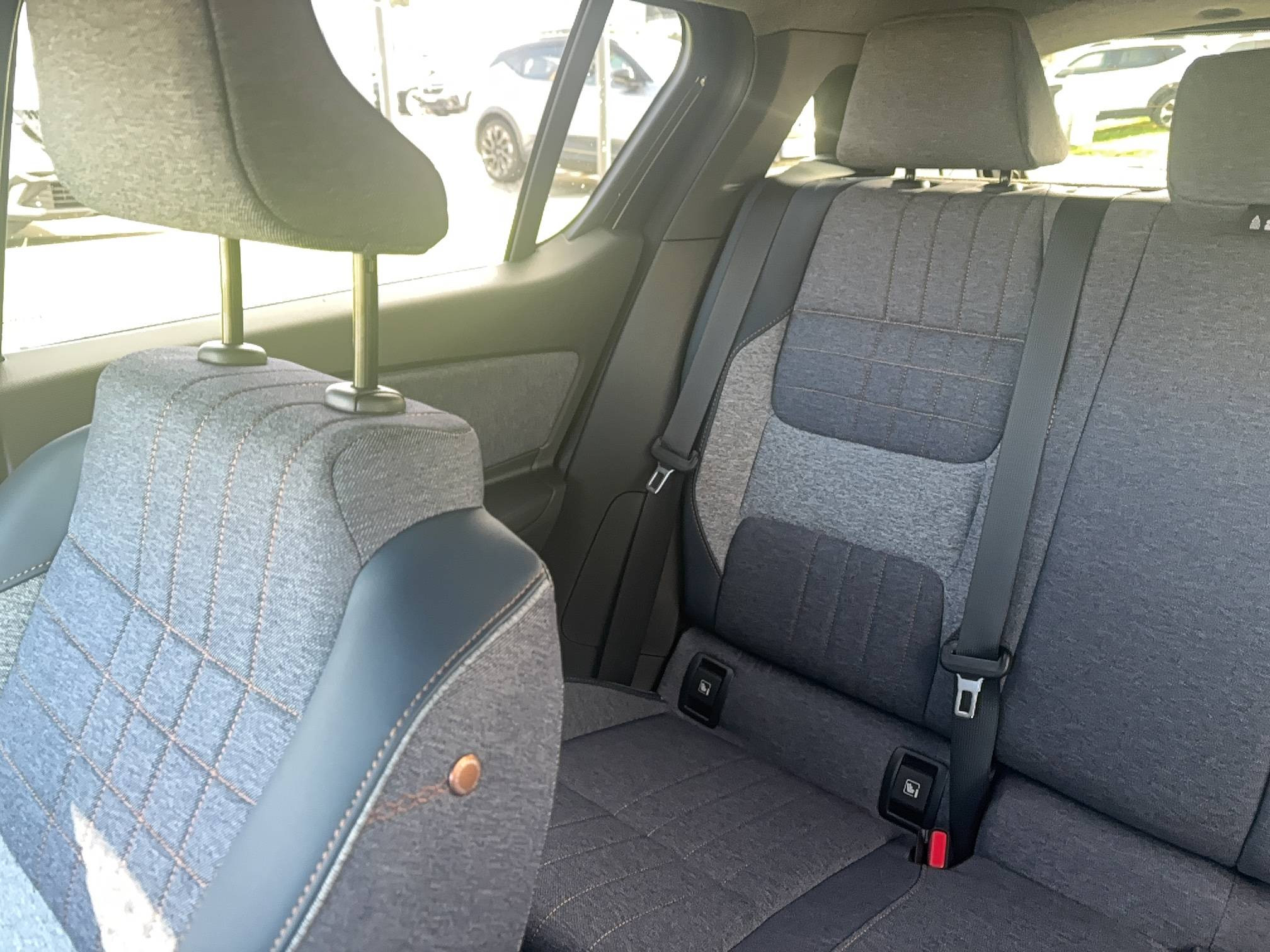 Vente en ligne Renault R4 E-Tech  150 ch autonomie confort au prix de 35 490 €